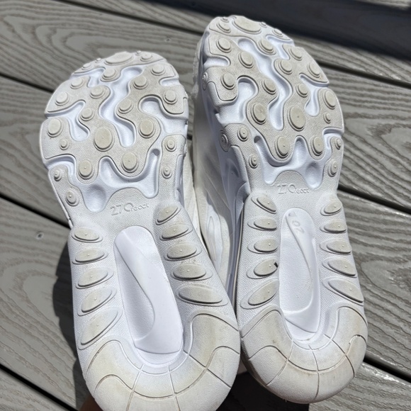 Nike Air Max 270 React Running Shoes Ivory BQ0103-100 Size 5Y Women's Size 6 - Picture 10 of 10